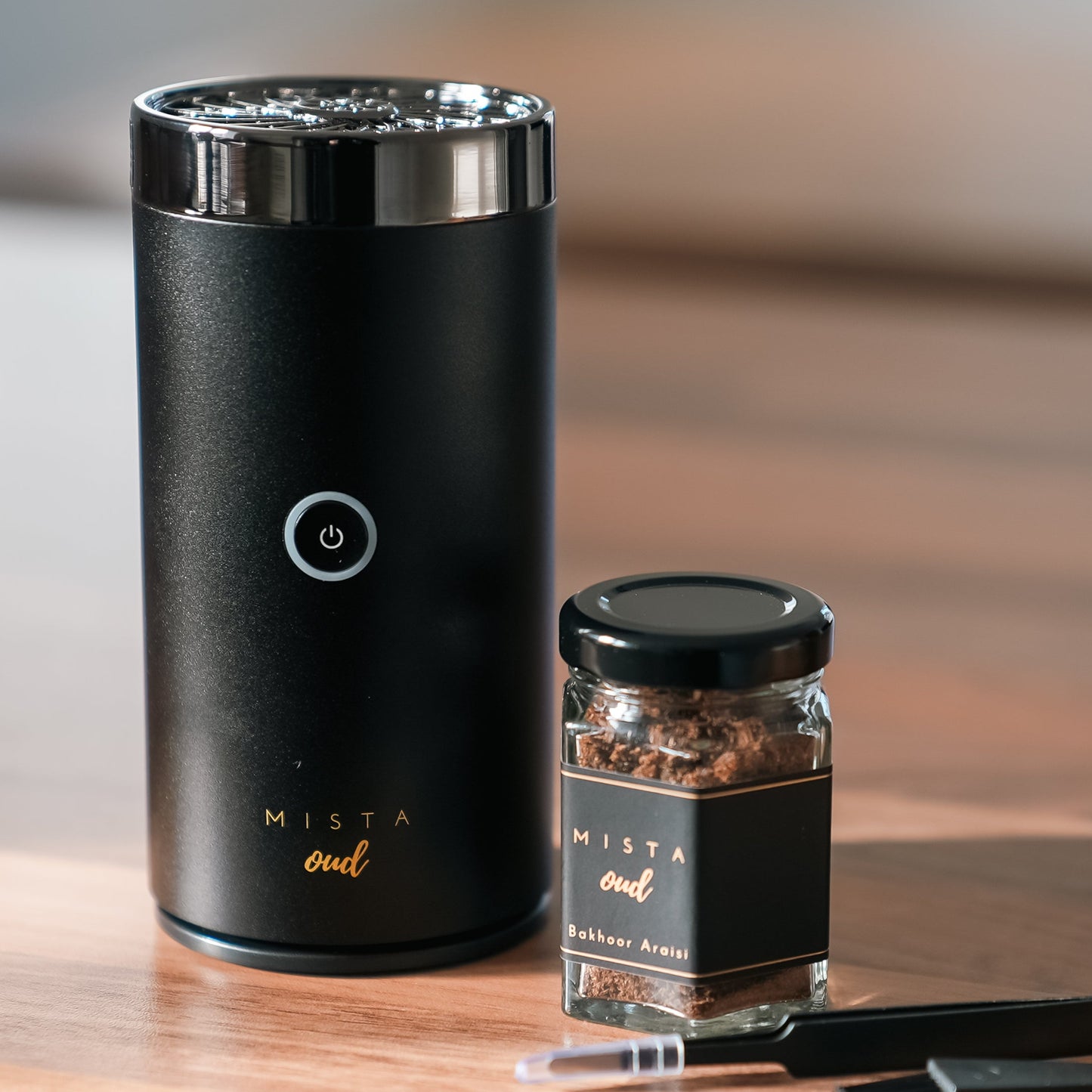 Vortex & Bakhoor Araisi Bundle