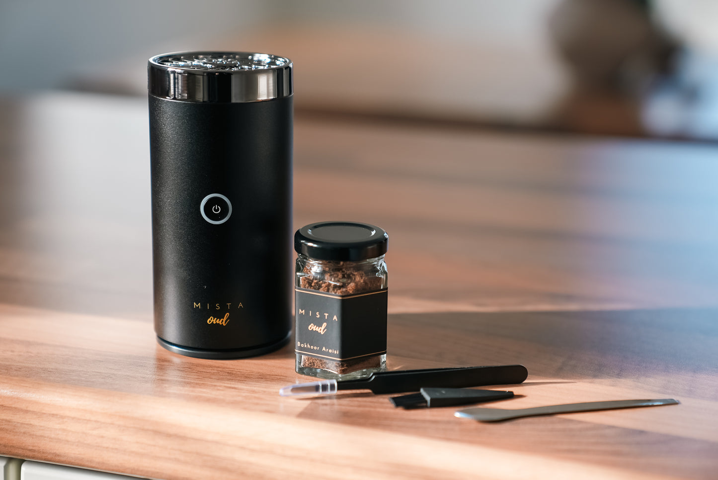 Vortex & Bakhoor Araisi Bundle